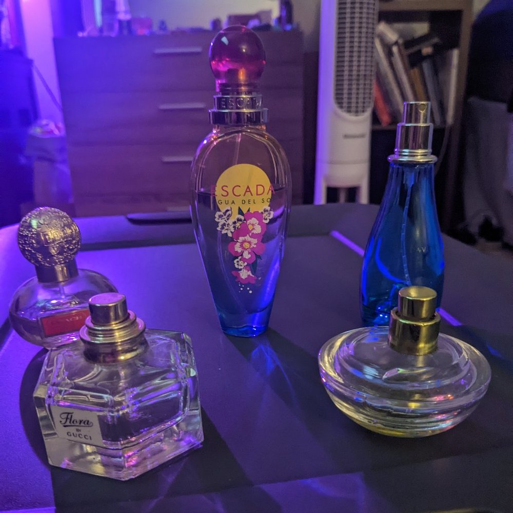 Ladies womens perfume bundle